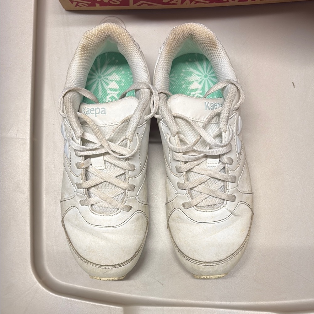 Cheerleading sneakers